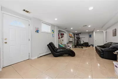 1762 Esposito Court, East Meadow, NY 11554 - Photo 28