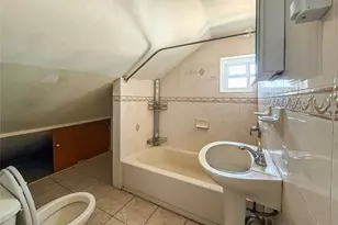 [Address not provided], Valley Stream, NY 11580 - Photo 6