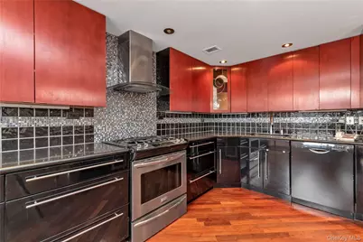 1 Bay Club Drive #4R, Bayside, NY 11360 - Photo 10