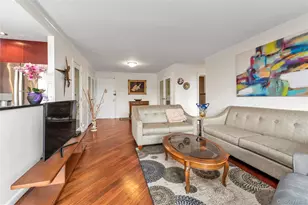 1 Bay Club Dr, Bayside, NY 11360 - Photo 4