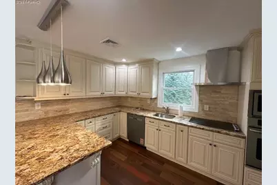 26 Radio Avenue, Miller Place, NY 11764 - Photo 10