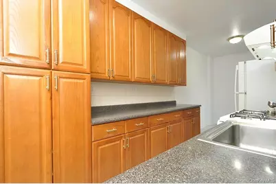 19 Abeel Street #4H, Yonkers, NY 10705 - Photo 4