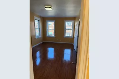 822 E 215th Street, Bronx, NY 10467 - Photo 8