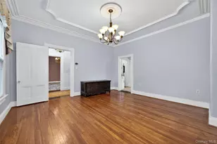 863 Woodbury Rd, Woodbury, NY 11797 - Photo 4