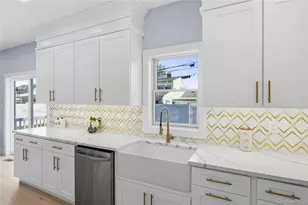 12 Friends Ln, Westbury, NY 11590 - Photo 16