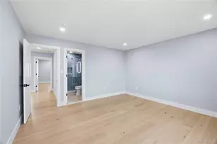 12 Friends Ln, Westbury, NY 11590 - Photo 22