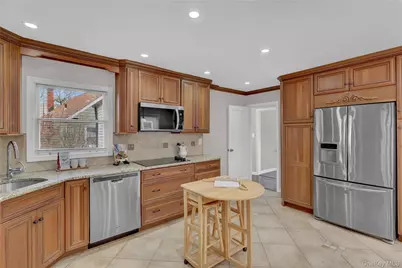 781 Union Drive, Uniondale, NY 11553 - Photo 8