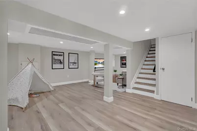 781 Union Drive, Uniondale, NY 11553 - Photo 14