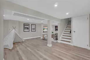 781 Union Dr, Uniondale, NY 11553 - Photo 14