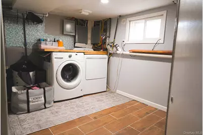 22 Everett Street, Lynbrook, NY 11563 - Photo 24