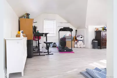 22 Everett Street, Lynbrook, NY 11563 - Photo 22