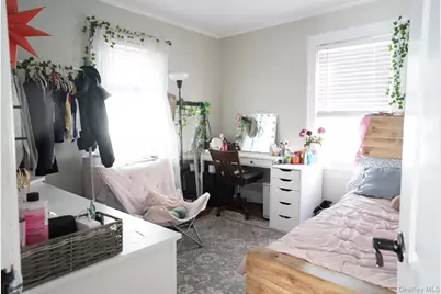 22 Everett Street, Lynbrook, NY 11563 - Photo 16