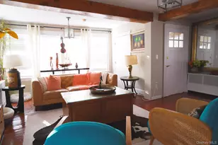 22 Everett St, Lynbrook, NY 11563 - Photo 4