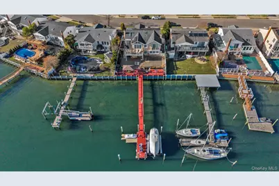 2072 Legion Street, Bellmore, NY 11710 - Photo 34