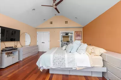 2072 Legion Street, Bellmore, NY 11710 - Photo 14