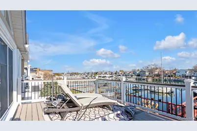 2072 Legion Street, Bellmore, NY 11710 - Photo 28