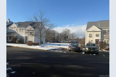 10 Kensington Way, Middletown, NY 10940 - Photo 2