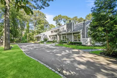 5 Coon Hollow Road, Lloyd Harbor, NY 11743 - Photo 2