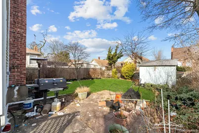 135 Casper Street, Valley Stream, NY 11580 - Photo 8