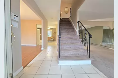 342 Thrift Street, Ronkonkoma, NY 11779 - Photo 6