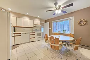 342 Thrift St, Ronkonkoma, NY 11779 - Photo 10