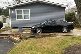 309-15 Fanning Blvd, Riverhead, NY 11901 - Photo 2