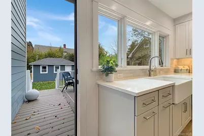 426 Clark Street, Greenport, NY 11944 - Photo 22