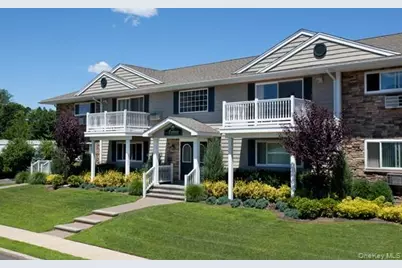 45 Golden Avenue #J09, Deer Park, NY 11729 - Photo 1