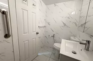 61-15 97th St, Rego Park, NY 11374 - Photo 22