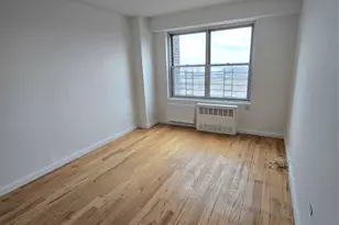 34-12 113th St, Corona, NY 11368 - Photo 4