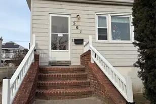 561 E Olive St, Long Beach, NY 11561 - Photo 2