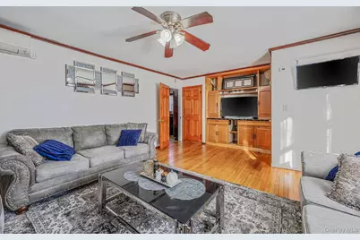 15007 85th Drive, Briarwood, NY 11432 - Photo 4