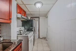 150-07 85th Dr, Briarwood, NY 11432 - Photo 32