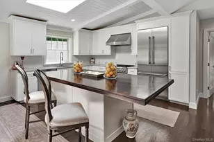 32 White Oak Ln, Westhampton Beach, NY 11978 - Photo 6