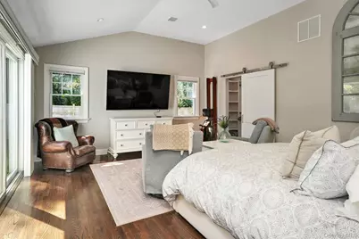 32 White Oak Lane, Westhampton Beach, NY 11978 - Photo 8