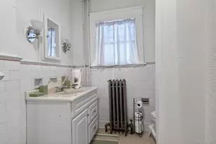 19 Leroy Pl, Newburgh, NY 12550 - Photo 20