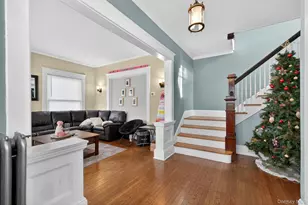 19 Leroy Pl, Newburgh, NY 12550 - Photo 4