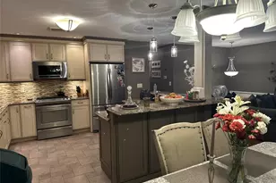 33 Dallas Dr, Monroe, NY 10950 - Photo 4