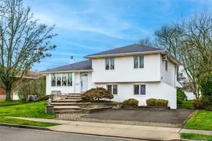 18 Roxbury Ave, Plainview, NY 11803 - Photo 22