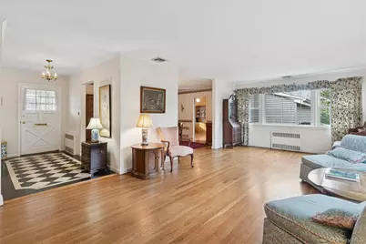 23 Saint Pauls Place, Garden City, NY 11530 - Photo 10