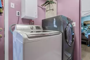 12 Cable Ln, Hicksville, NY 11801 - Photo 16