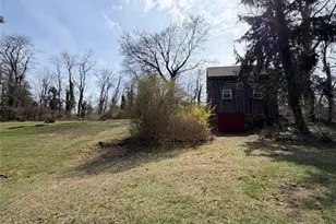 327 W Neck Rd, Lloyd Harbor, NY 11743 - Photo 22