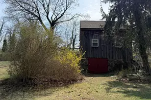 327 W Neck Rd, Lloyd Harbor, NY 11743 - Photo 24