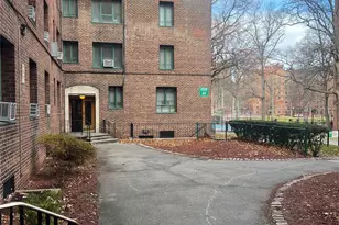 2055 St Raymond Ave, Bronx, NY 10462 - Photo 24