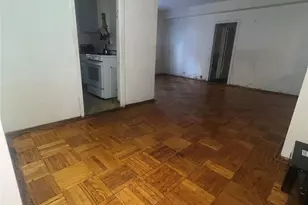 2055 St Raymond Ave, Bronx, NY 10462 - Photo 6