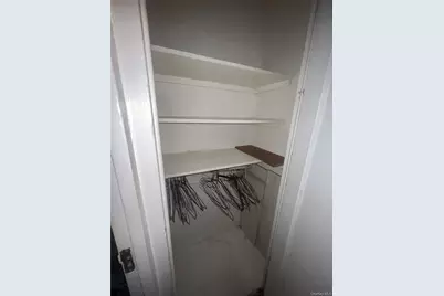 2055 Saint Raymond Ave #1B, Bronx, NY 10462 - Photo 16
