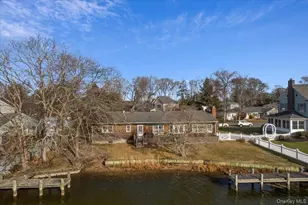 182 Connetquot Dr, Oakdale, NY 11769 - Photo 2