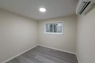 14 Cornwall Ln, Port Washington, NY 11050 - Photo 12