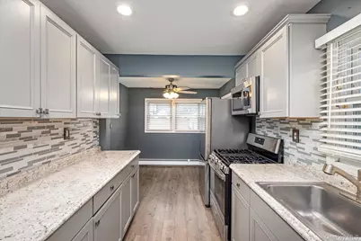 20 Kenneth Avenue, Bellmore, NY 11710 - Photo 4