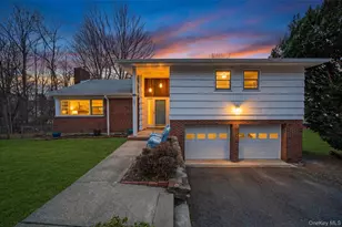 152 Old State Rd, Highland Falls, NY 10928 - Photo 2